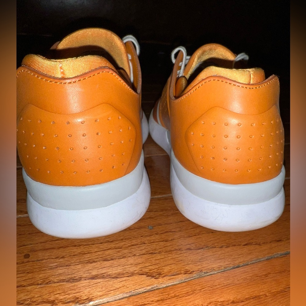 Under Armour Sportswear Women’s Leather and Fabric Sneakers size 10 Dark Orange - Picture 4 of 8